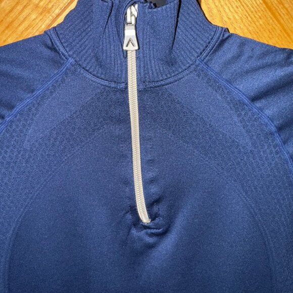 Anique Signature Equestrian Sunshirt - Navy - Womens XS - Picture 3 of 4